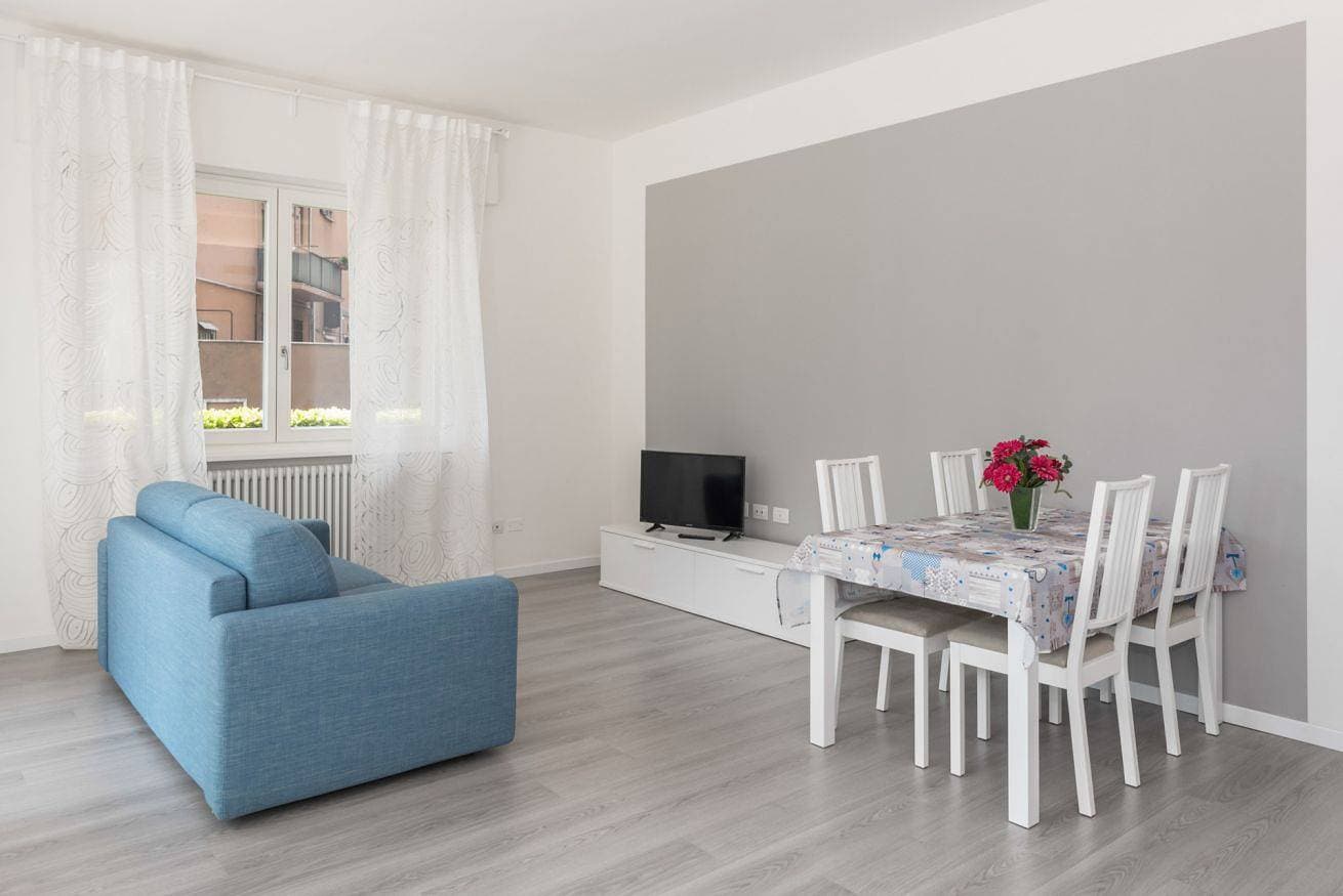 Foto 2 von 13: Ferienwohnung für 4 Personen mit Balkon/Terrasse