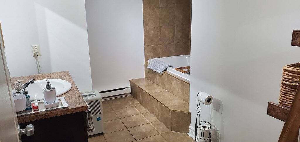 Foto 8 von 21: Lacay Apartement - Modern 1 or 2 bedrooms unit