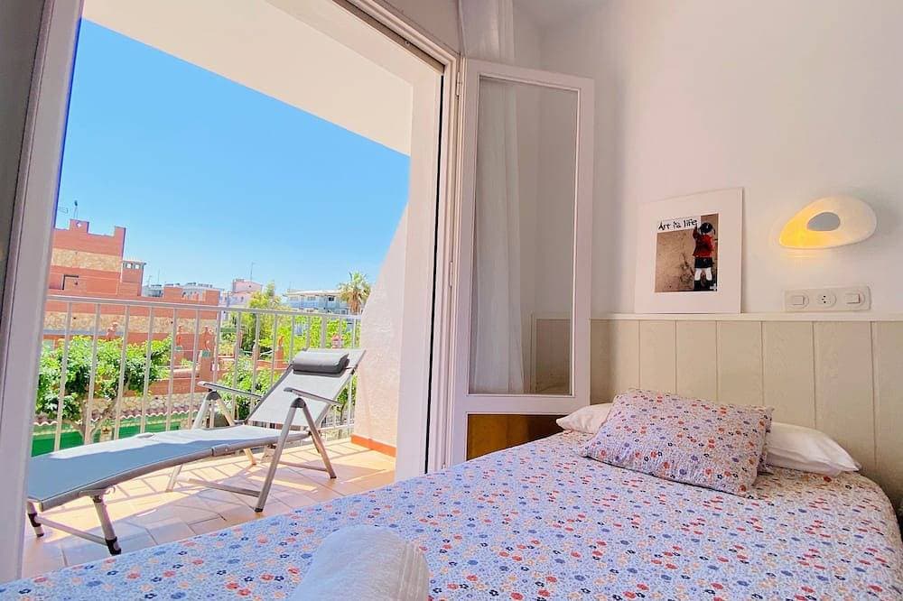 Foto 4 von 30: Apartamentos Aquarium (Ref 2A). Auf Dem Strand, Perfekt X 2.