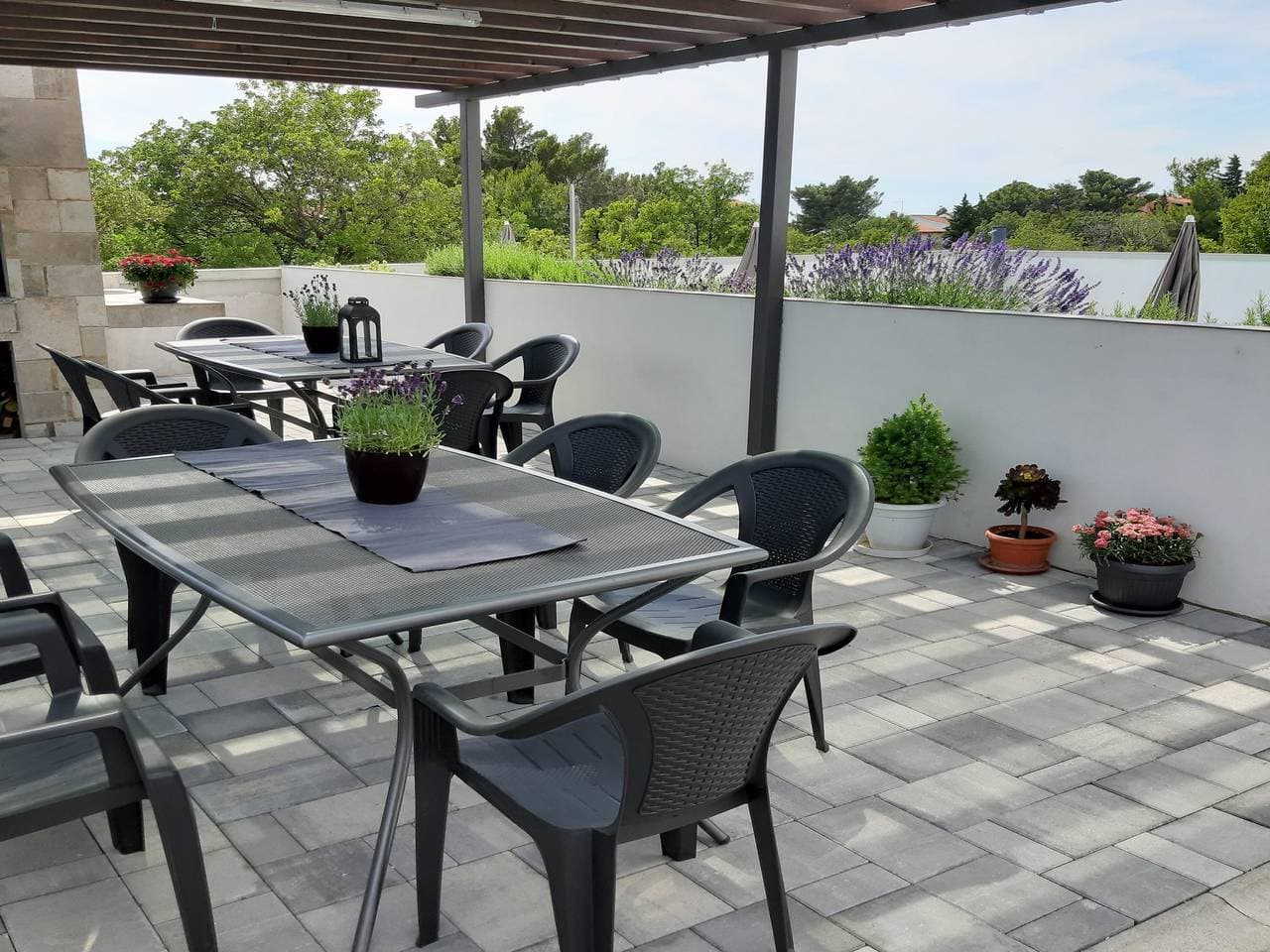 Foto 6 von 24: Ferienwohnung für 4 Personen mit Terrasse