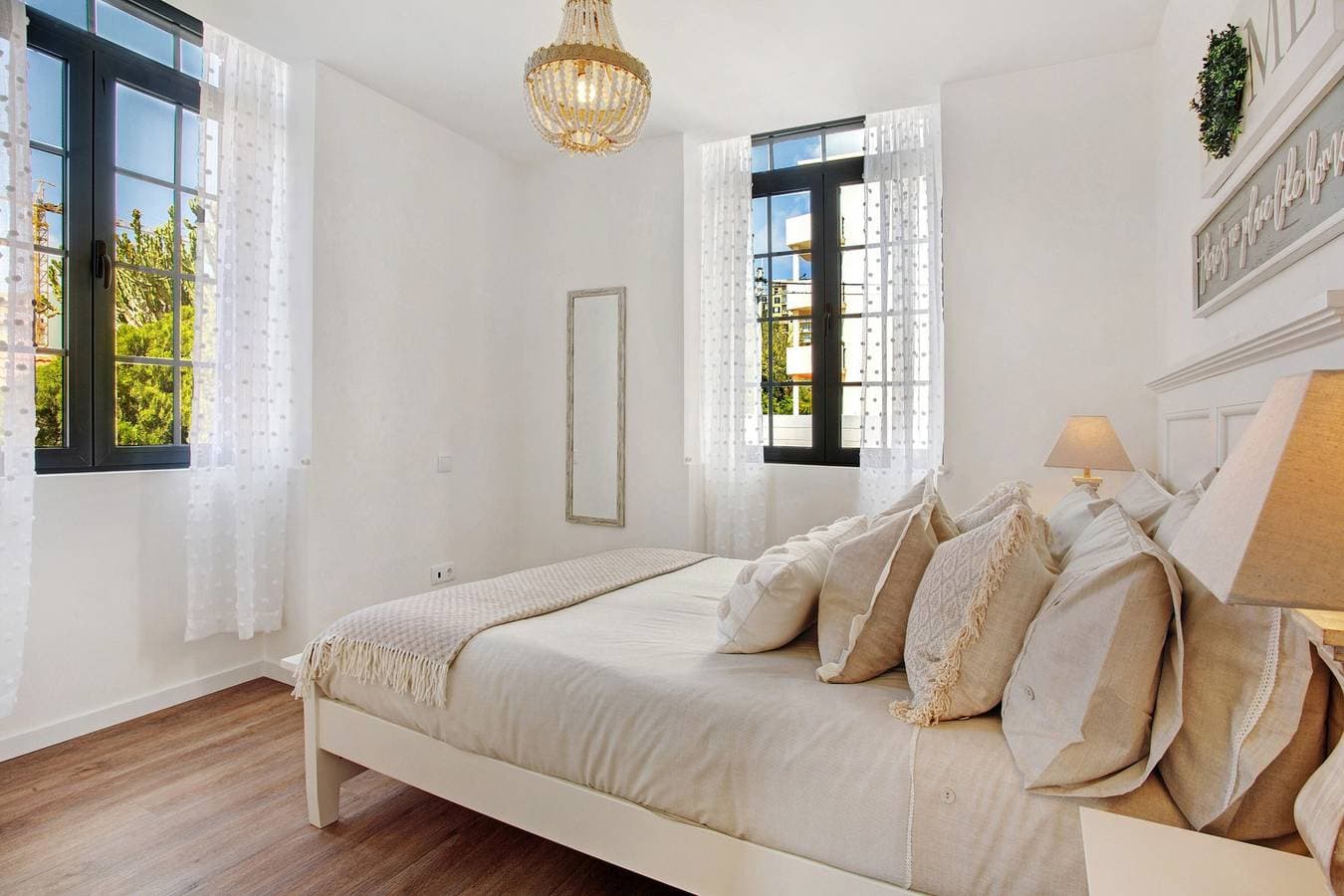 Foto 9 von 28: Einzimmerapartment '5' mit Meerblick, Gemeinschaftspool und Wi-Fi