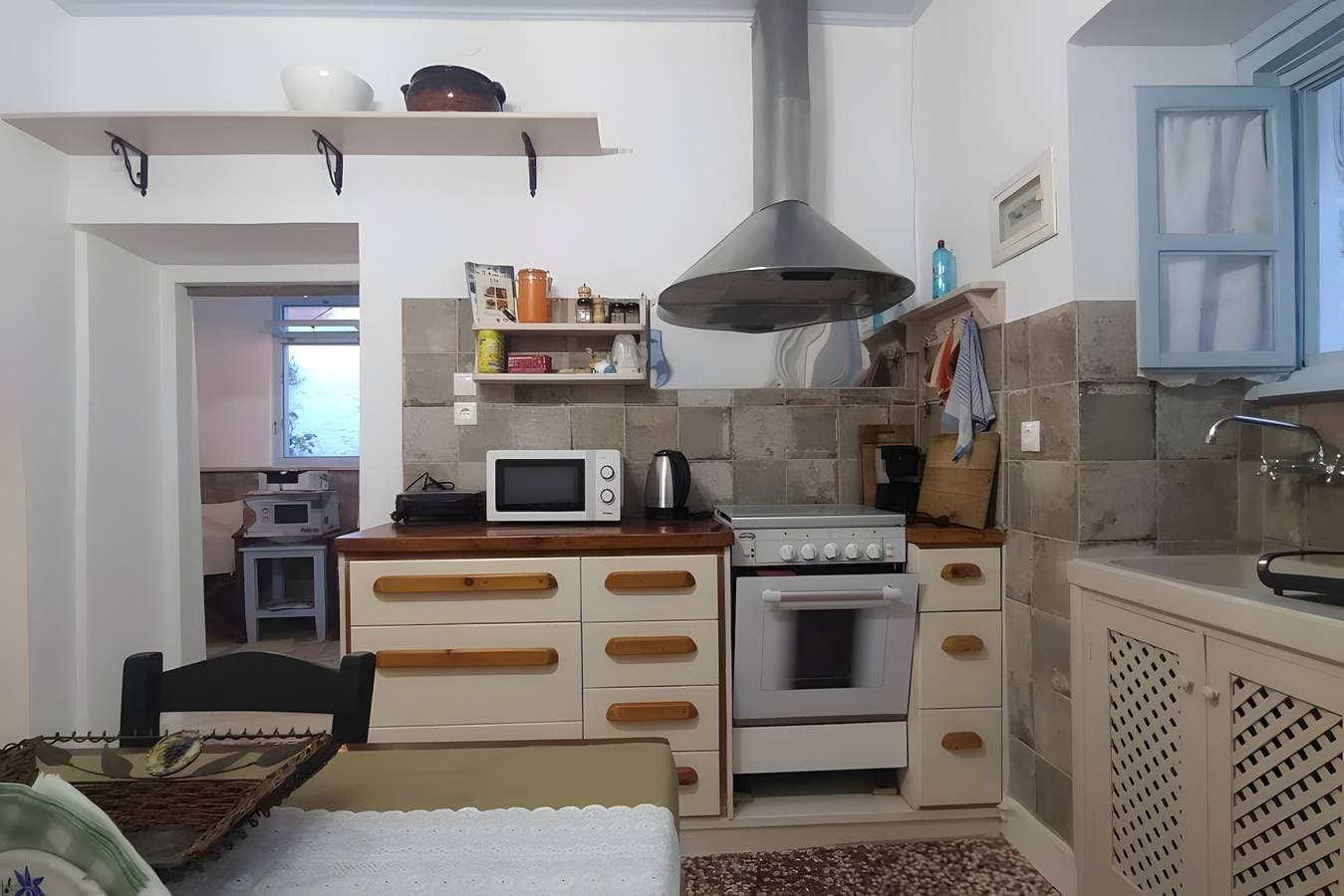 Foto 4 von 22: Chrisi's und Jasmin's Haus – Traditionelles Steinhaus auf Patmos, zentrumsnah