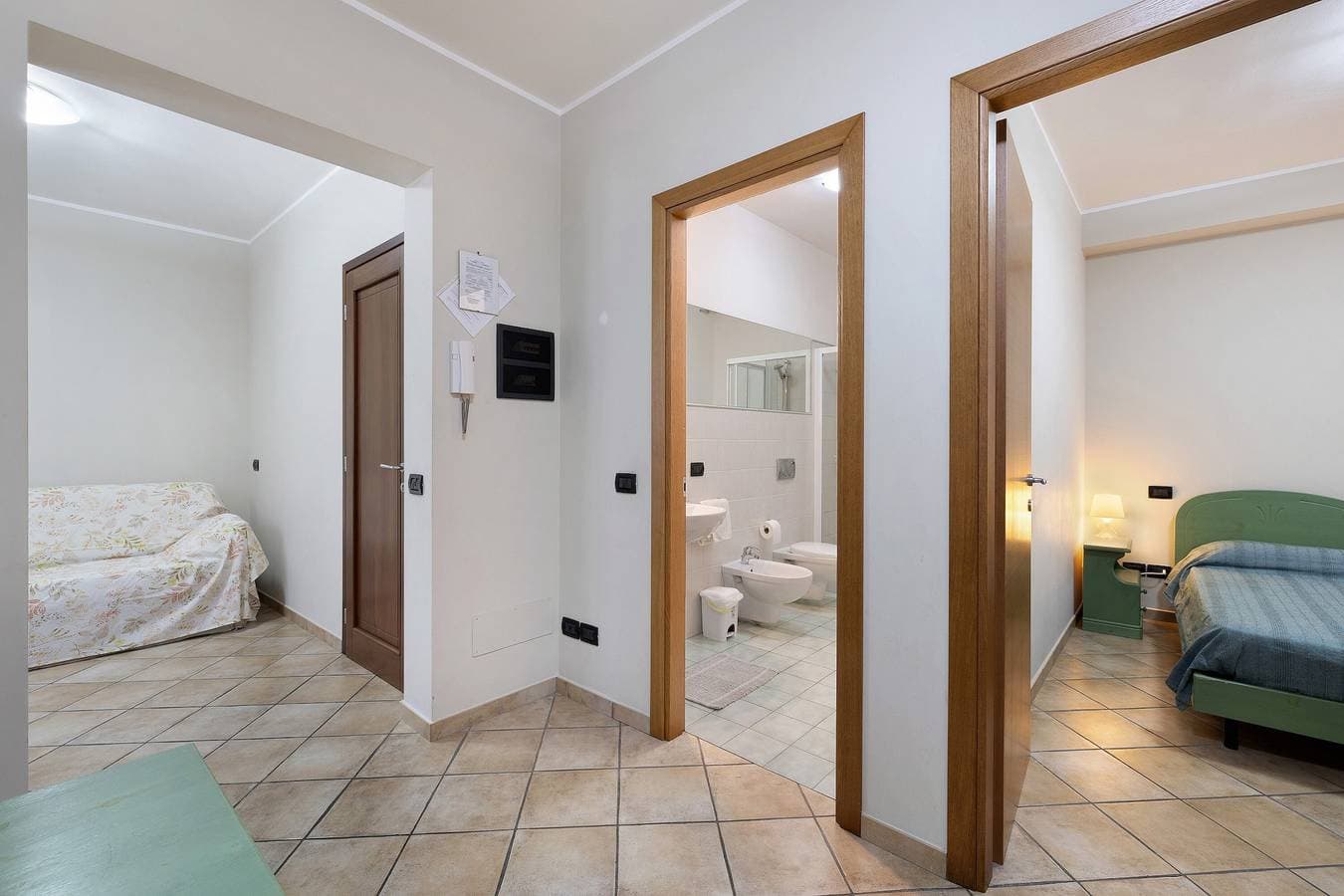 Foto 12 von 19: Ferienwohnung 'Secondo Tiro' mit Bergblick und Klimaanlage