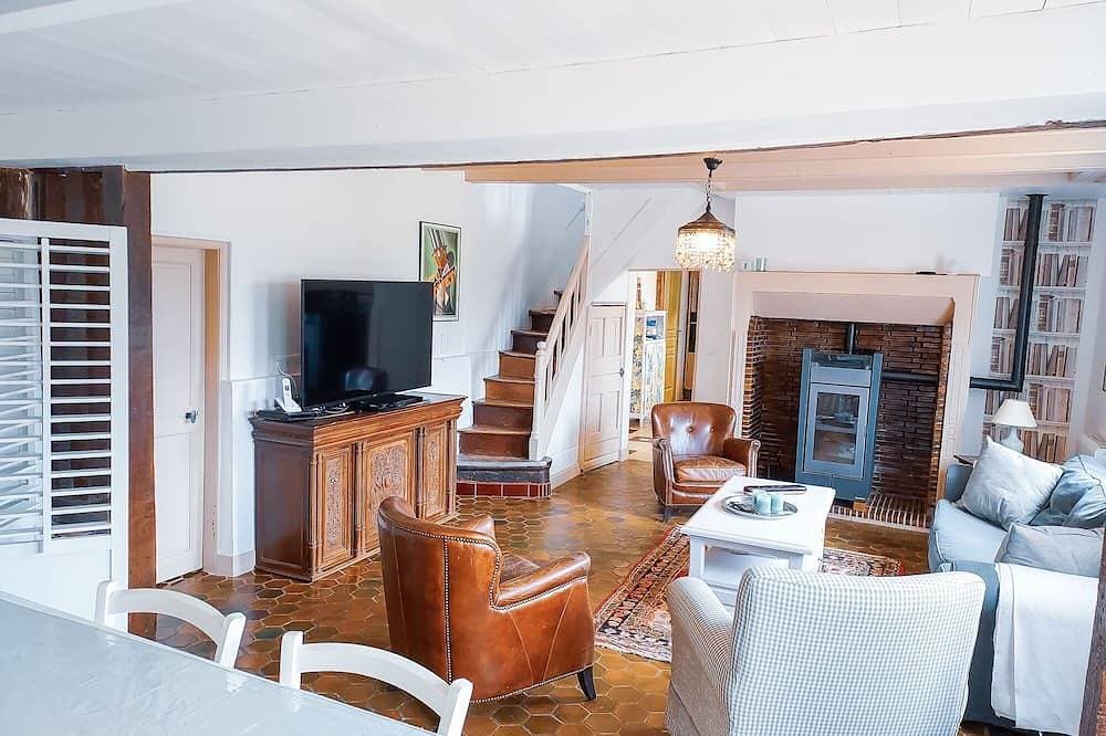 Foto 13 von 22: Maison de Charme - Piscine Chauffée - 8 Personnes