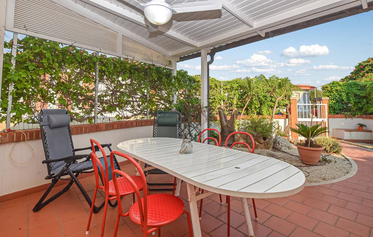 Foto 3 von 17: Gemütliches Strand-Apartment mit AC & Parkplatz, 2km zum Spiaggia di Sampieri