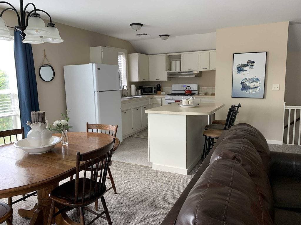 Foto 5 von 35: 1 Bdrm Pet friendly Rental/ Walkable to Village
