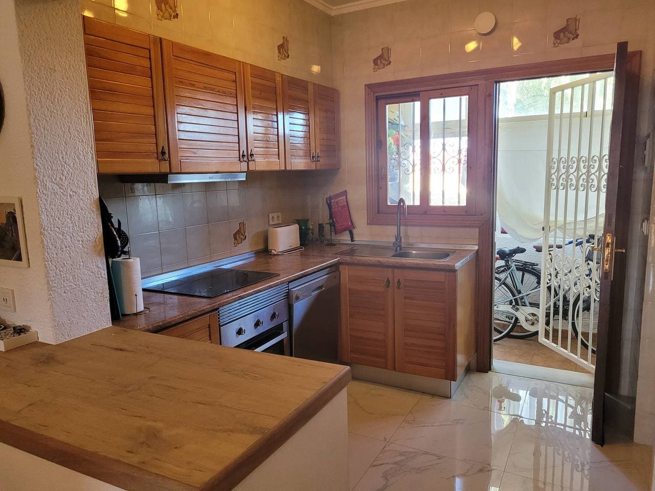 Foto 9 von 18: Gemütliches Reihenhaus in Denia mit Klimaanlage