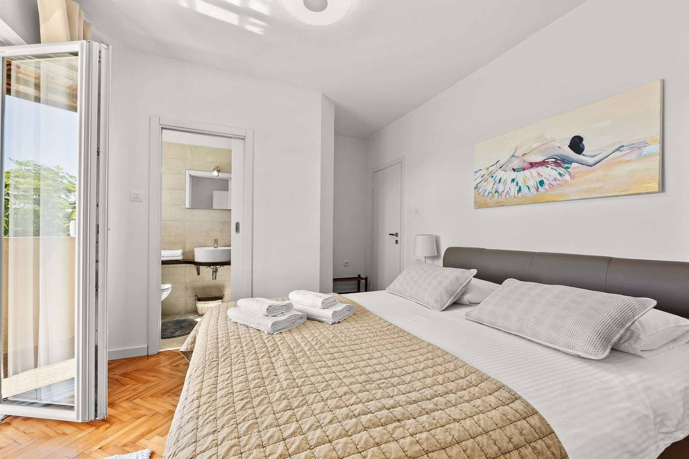 Foto 8 von 28: Ferienhaus für 6 Personen mit Garten