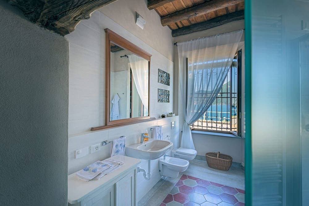 Foto 7 von 30: Residenza Liberty in riva la lago Loft