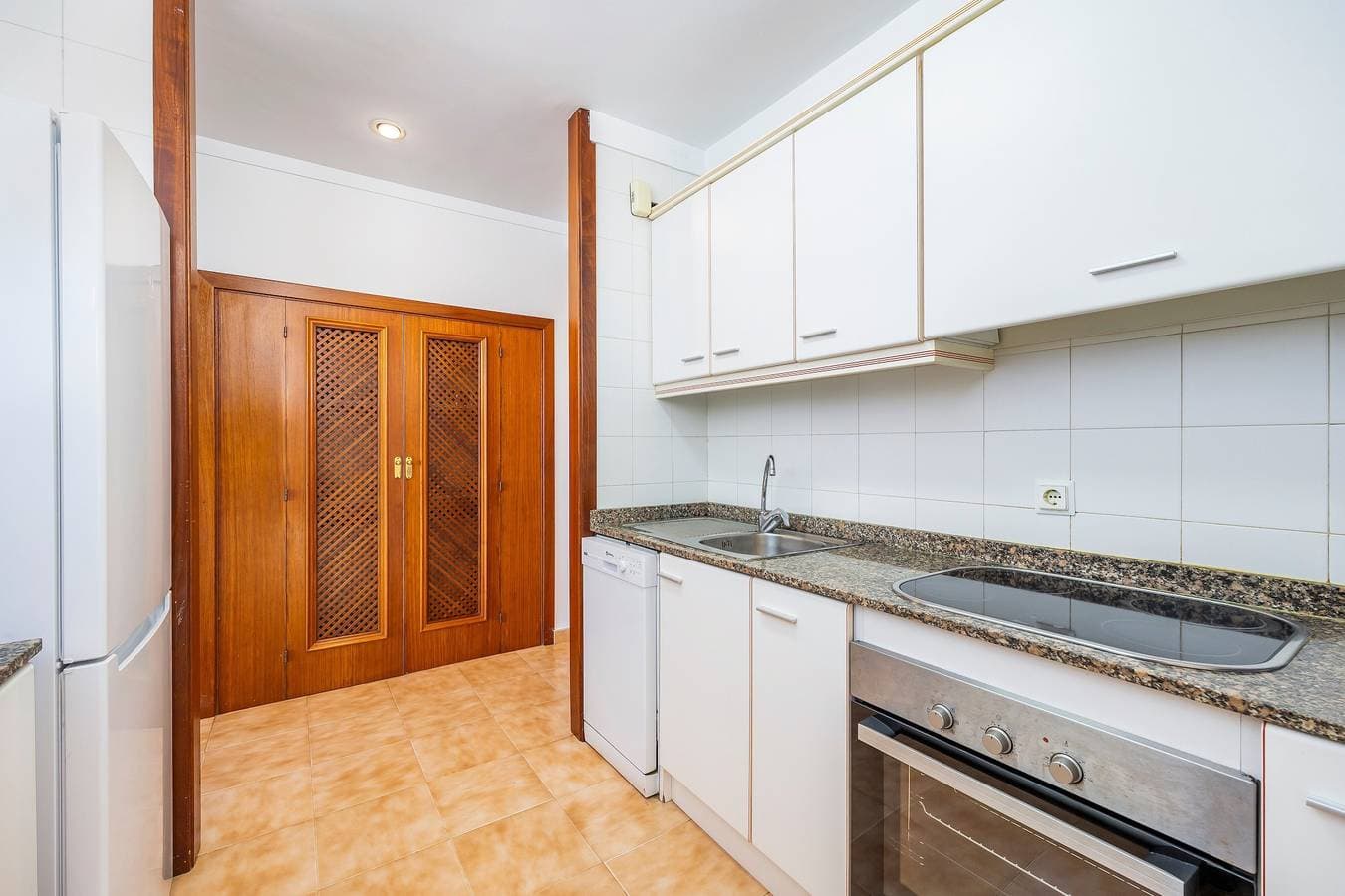 Foto 6 von 25: Apartment 'Voramar 85' mit Meerblick, WLAN und Klimaanlage