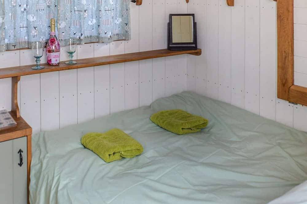 Foto 2 von 14: Shepherds Hut mit Whirlpool in atemberaubender ländlicher Umgebung
