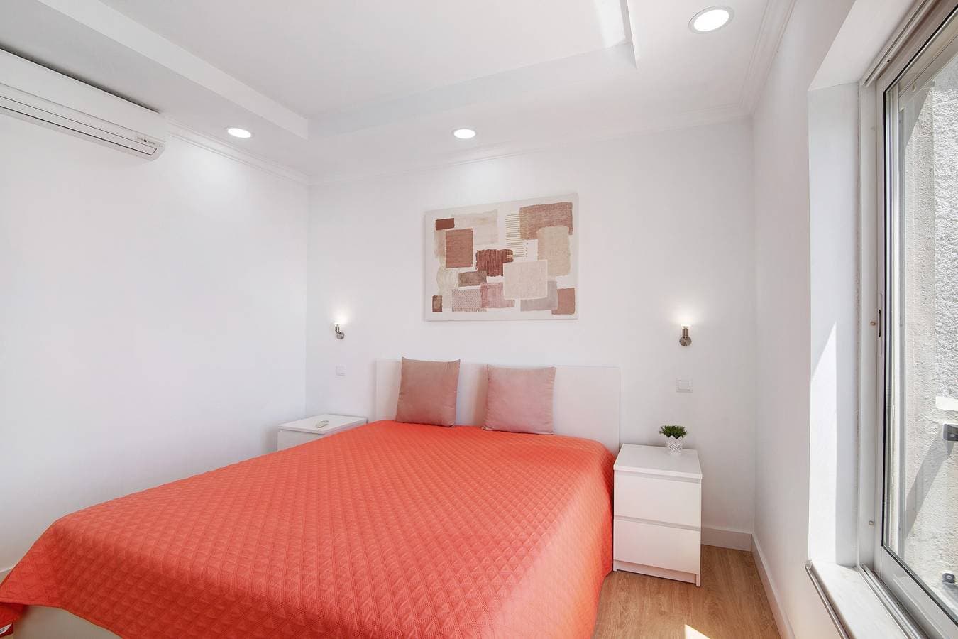 Foto 11 von 26: Ferienwohnung 'Moderno E Renovado T2' mit Meerblick, Balkon und WLAN
