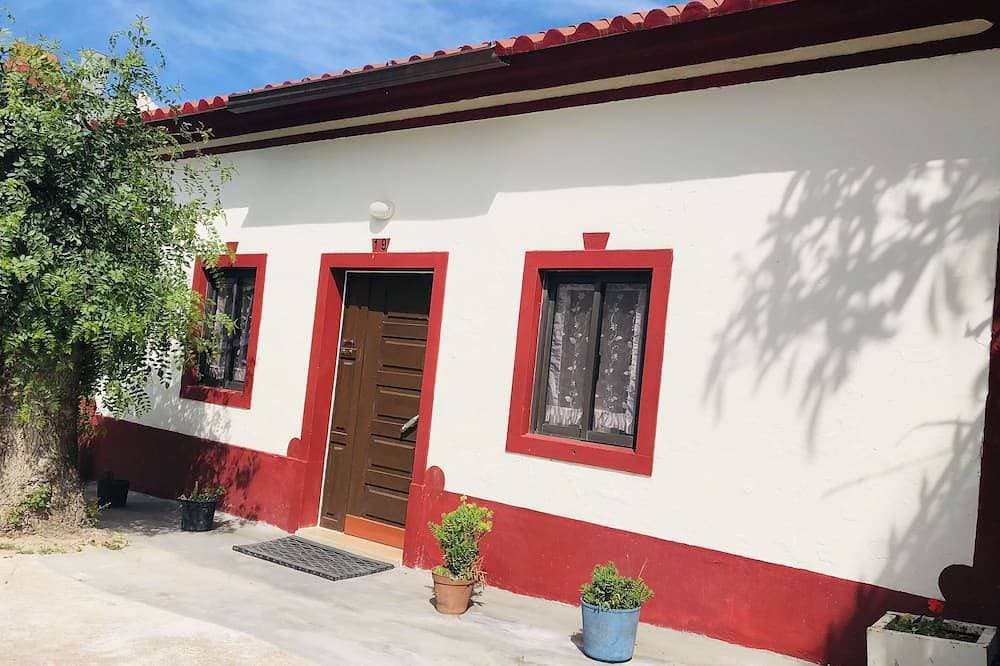 Mother Home-Carril 1