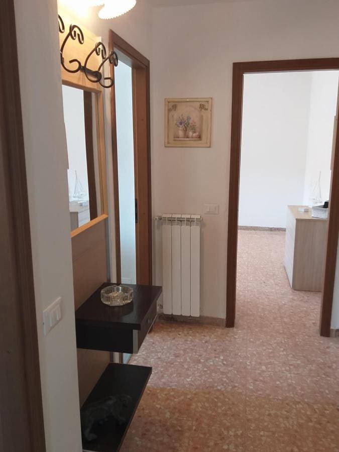 Foto 4 von 24: One-Bedroom Apartment
