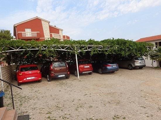 Foto 8 von 21: Ferienwohnung in Grebaštica mit Terrasse, W-Lan, Waschmaschine (3571-5)