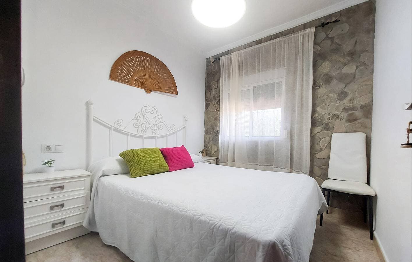 Foto 5 von 25: Geräumige 170 m² große Ferienwohnung mit Pool, WLAN und Parkplatz in der Nähe von San José de Malcocinado