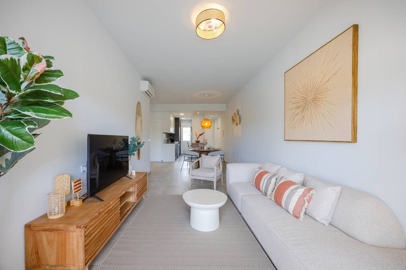 Foto 13 von 49: Marina Garden – Modernes Apartment mit direktem Zugang zum Pool
