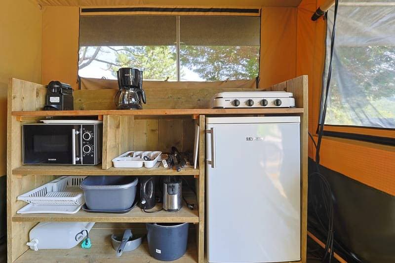 Foto 4 von 42: Rcn les Collines de Castellane — Glamping-Zelt Tournesol