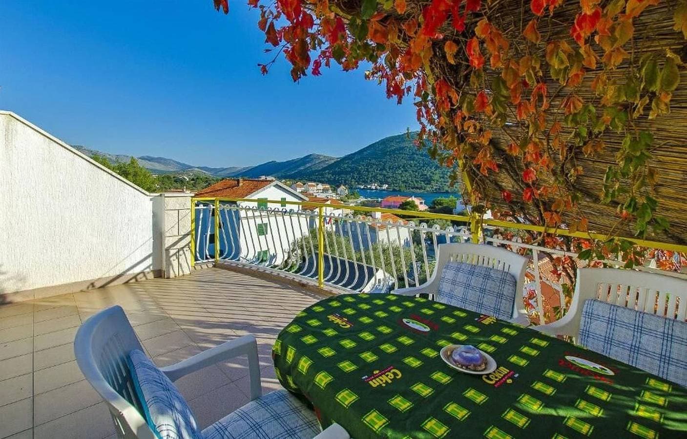Apartments Nada 1