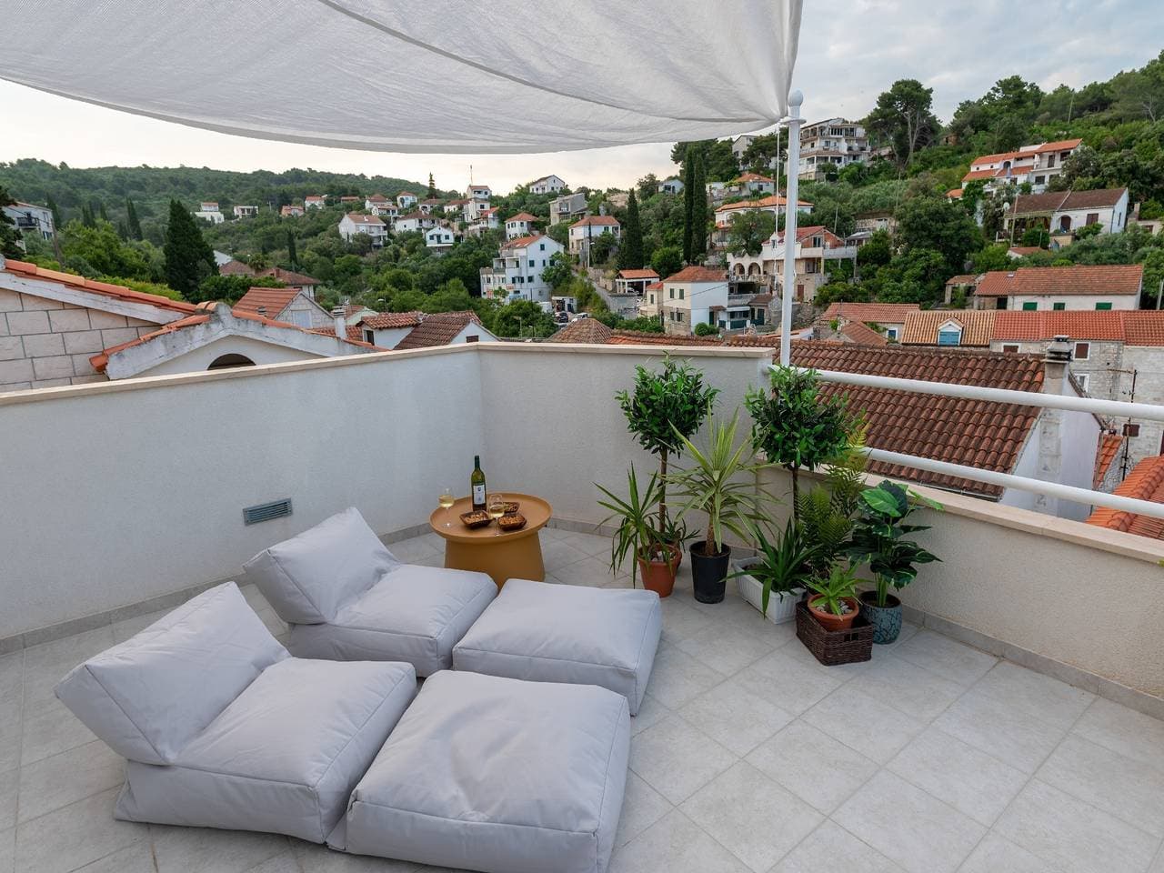 Foto 4 von 50: Ferienhaus für 6 Personen mit Balkon