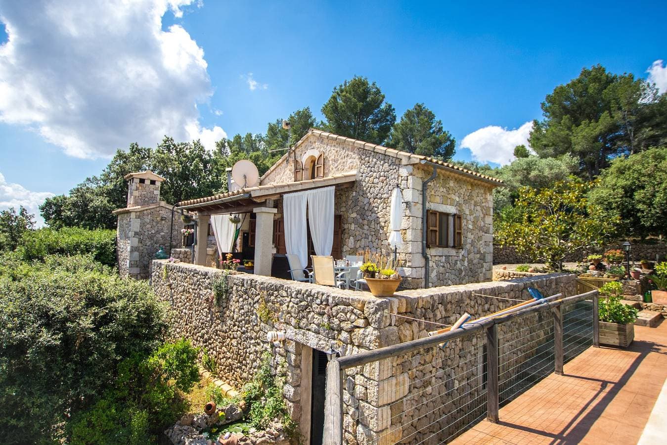 Foto 7 von 26: Villa 'Sa Garriga De Can Barratot' mit Bergblick, WLAN und Klimaanlage