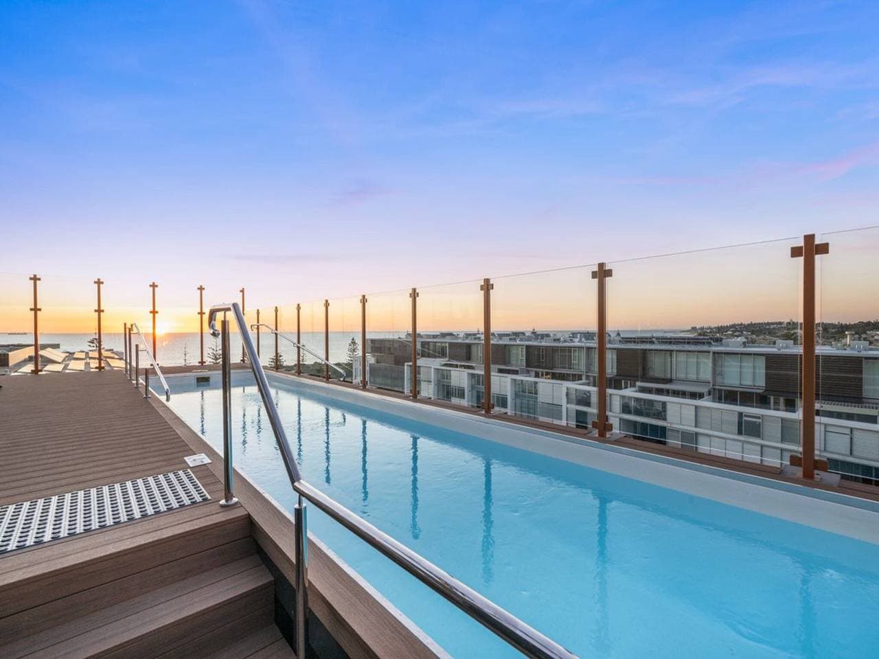 Küstenapartment mit Dachpool 1