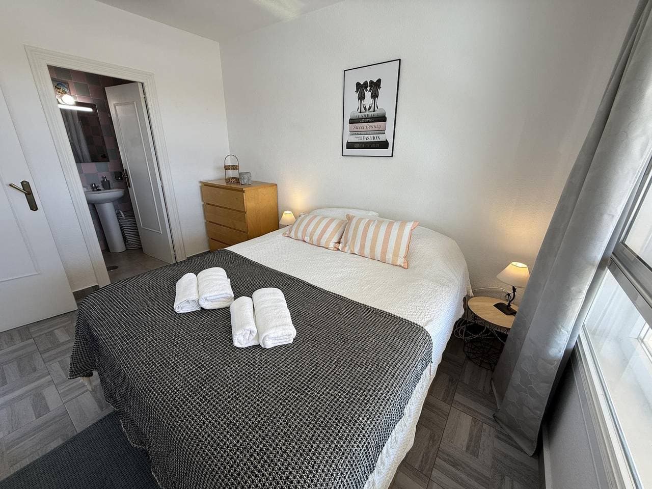 Foto 3 von 31: Ferienwohnung für 4 Personen mit Balkon/Terrasse