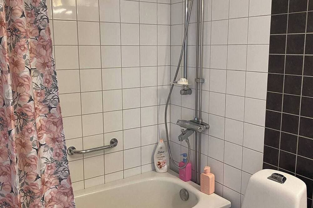 Foto 11 von 26: Spacious and Homely Apartment with Patio. Family friendly. Pets Allowed!