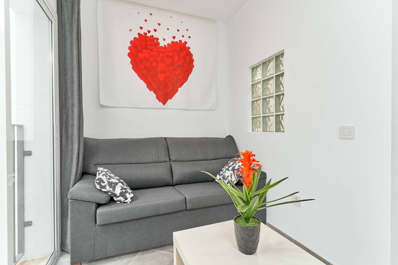 Foto 7 von 27: Einzimmerapartment "Nerja Boutique Sweet Corner B3" mit Gemeinschaftspool und WLAN