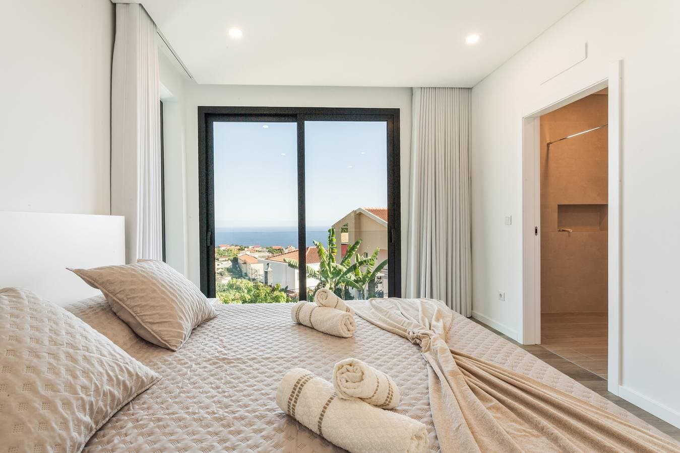 Foto 10 von 30: Ferienhaus 'Refugio do Encanto' mit Meerblick, privater Terrasse und WLAN