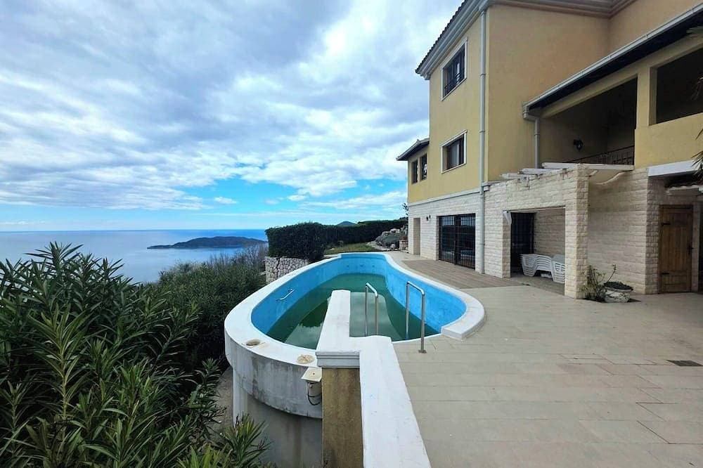Villa Provence Budva 1
