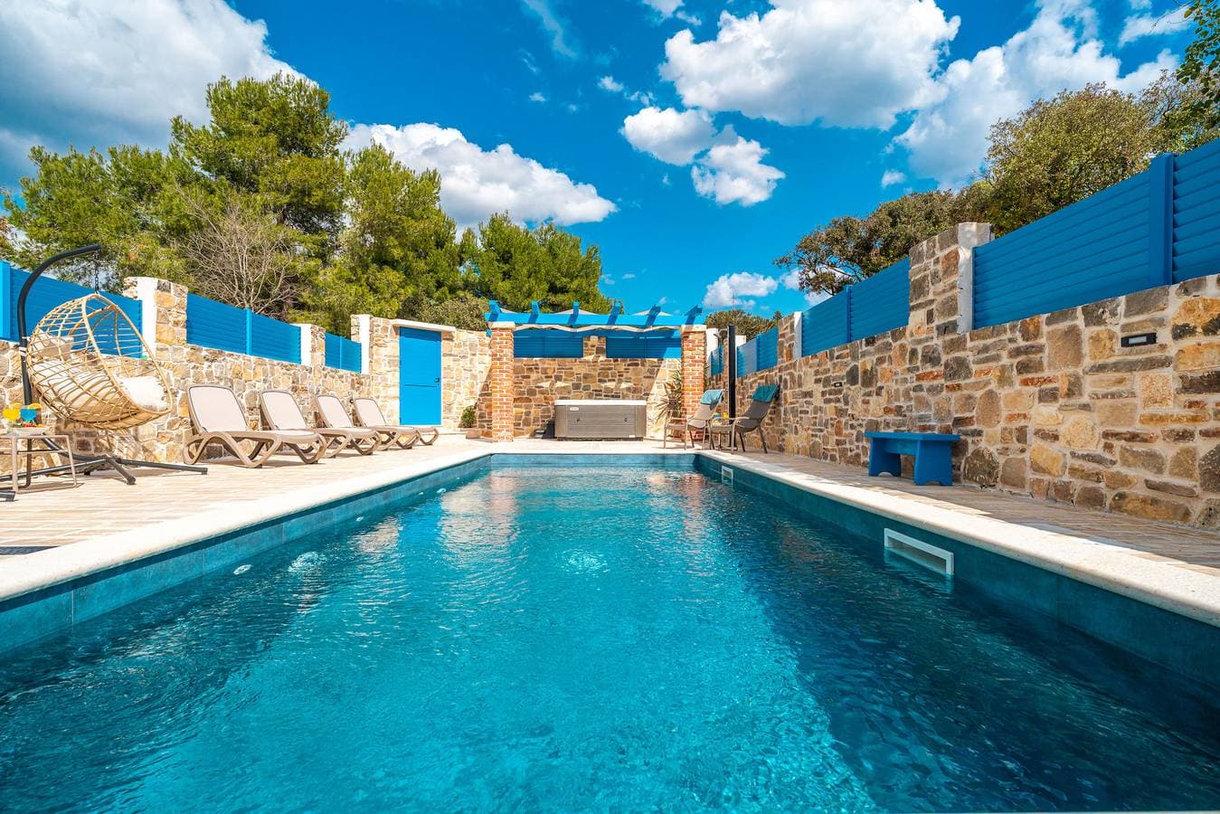 Foto 5 von 46: Stone Holiday house Zara with jacuzzi