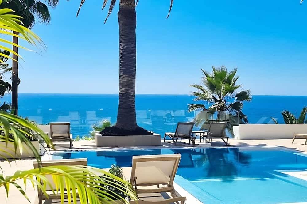 Los Roques vistas al mar con terraza y jardín priv 1