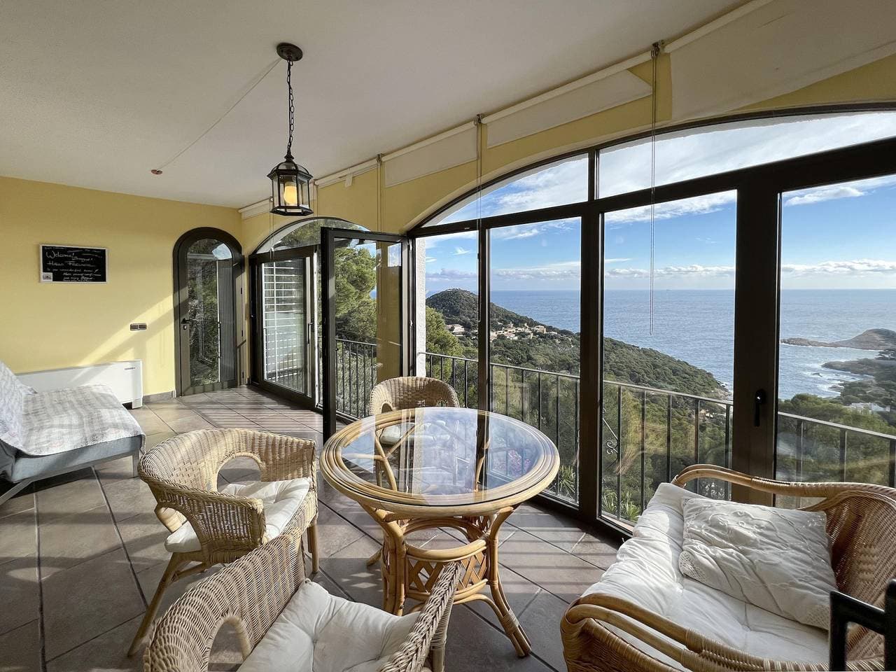 Foto 8 von 18: Villa für 6 Personen mit Terrasse