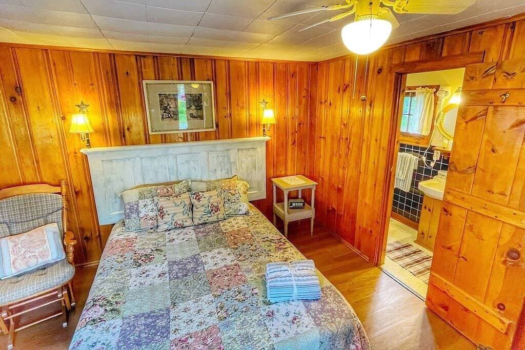 Foto 3 von 24: 11 Cute 1Br Acadia Cottage Open Hearth Inn