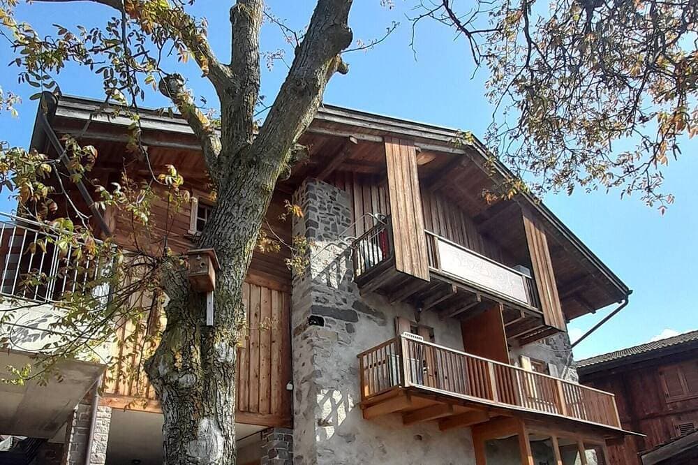 Foto 6 von 30: Berghaus in den Trentino-Dolomiten