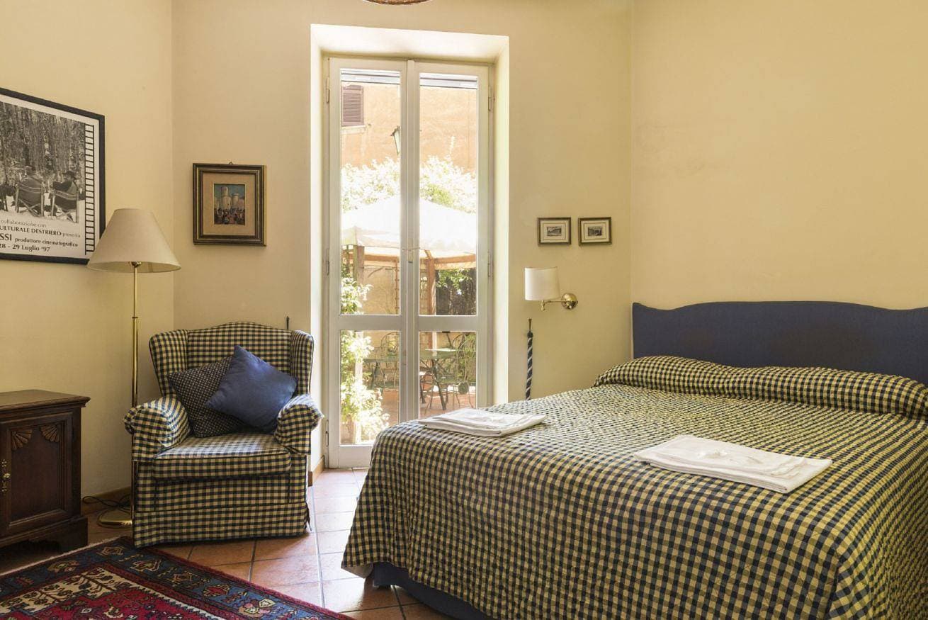 Foto 13 von 23: Ferienwohnung für 4 Personen mit Garten