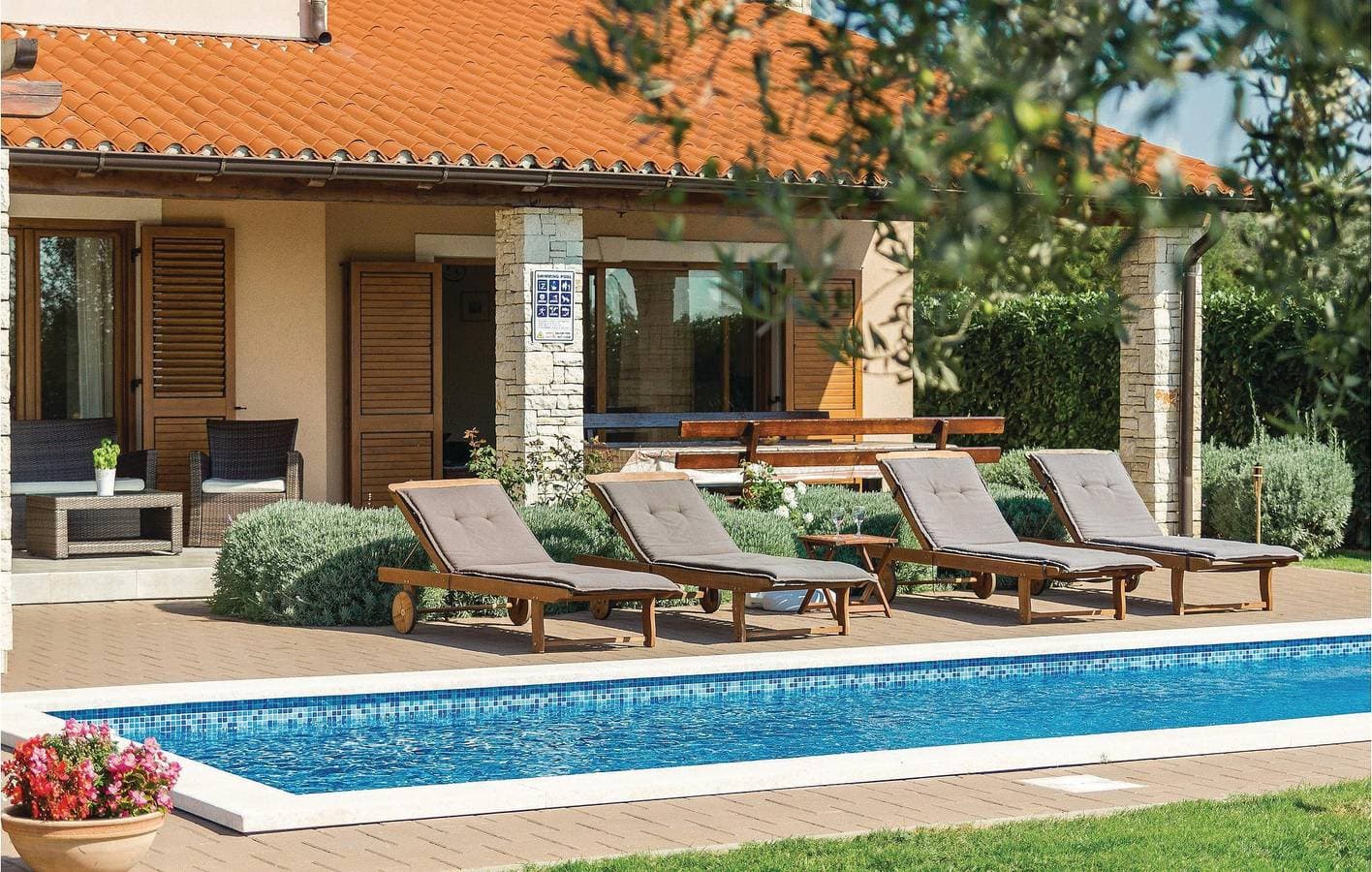 Foto 10 von 37: Charmante 2-Zimmer-Wohnung mit Terrasse und Parkplatz in Vodnjan