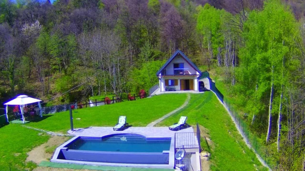 Foto 2 von 68: Three-Bedroom Chalet