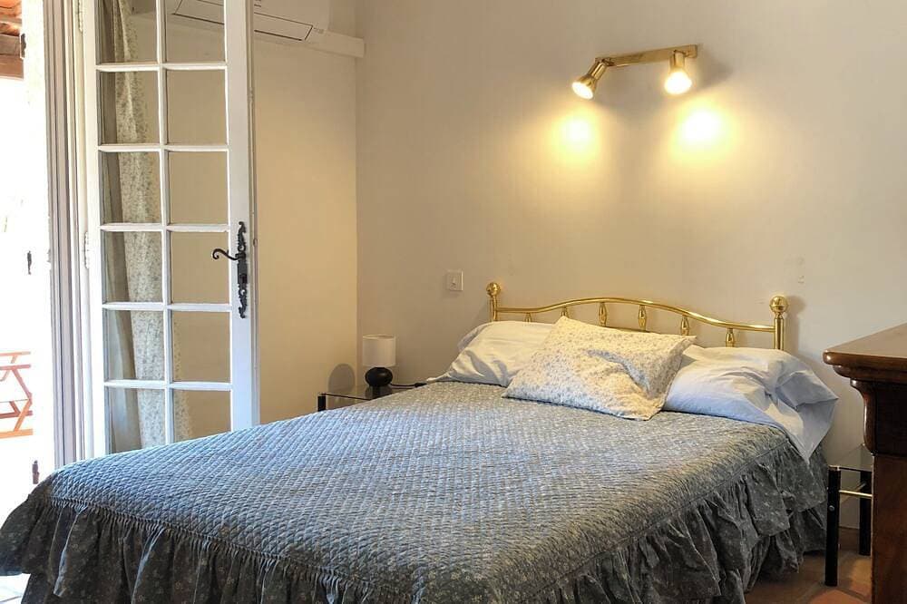 Foto 4 von 23: Villa Provençale au Calme Entourée de Verdure, Animaux de Compagnie Acceptés !