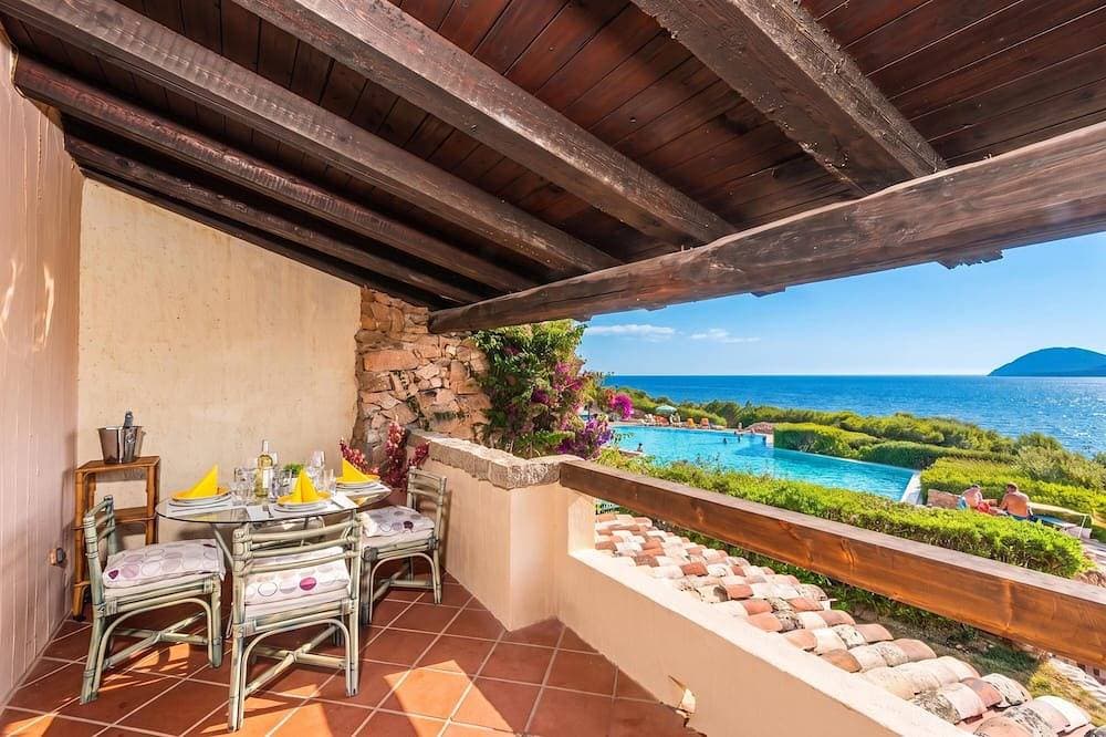 Punta Volpe Home With Pool, Porto Rotondo, Italy 1