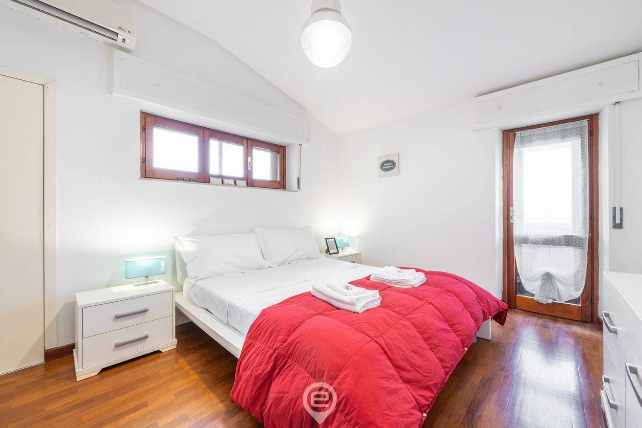 Foto 5 von 25: Ferienwohnung für 3 Personen mit Balkon/Terrasse