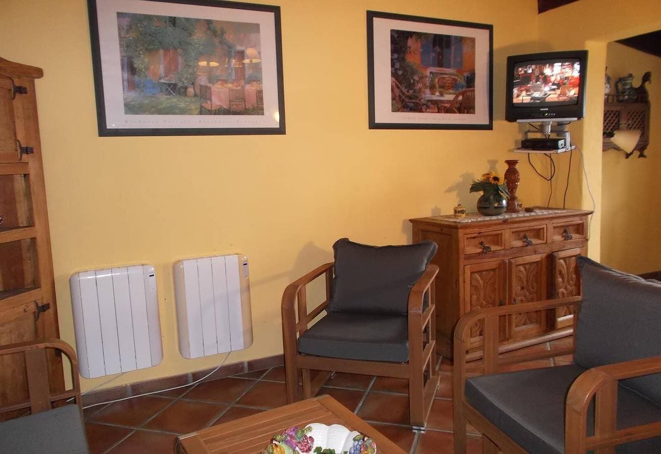 Foto 3 von 32: Ferienwohnung „Apartamentos Monasterio de San Antonio Nr. 4“ mit W-Lan und Balkon und Meerblick