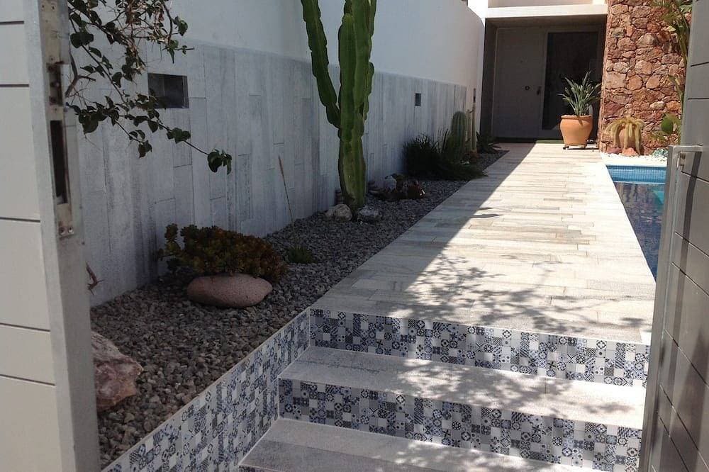 Foto 9 von 30: Moderne villa mit privatem wifi pool 300 m vom strand entfernt in las negras