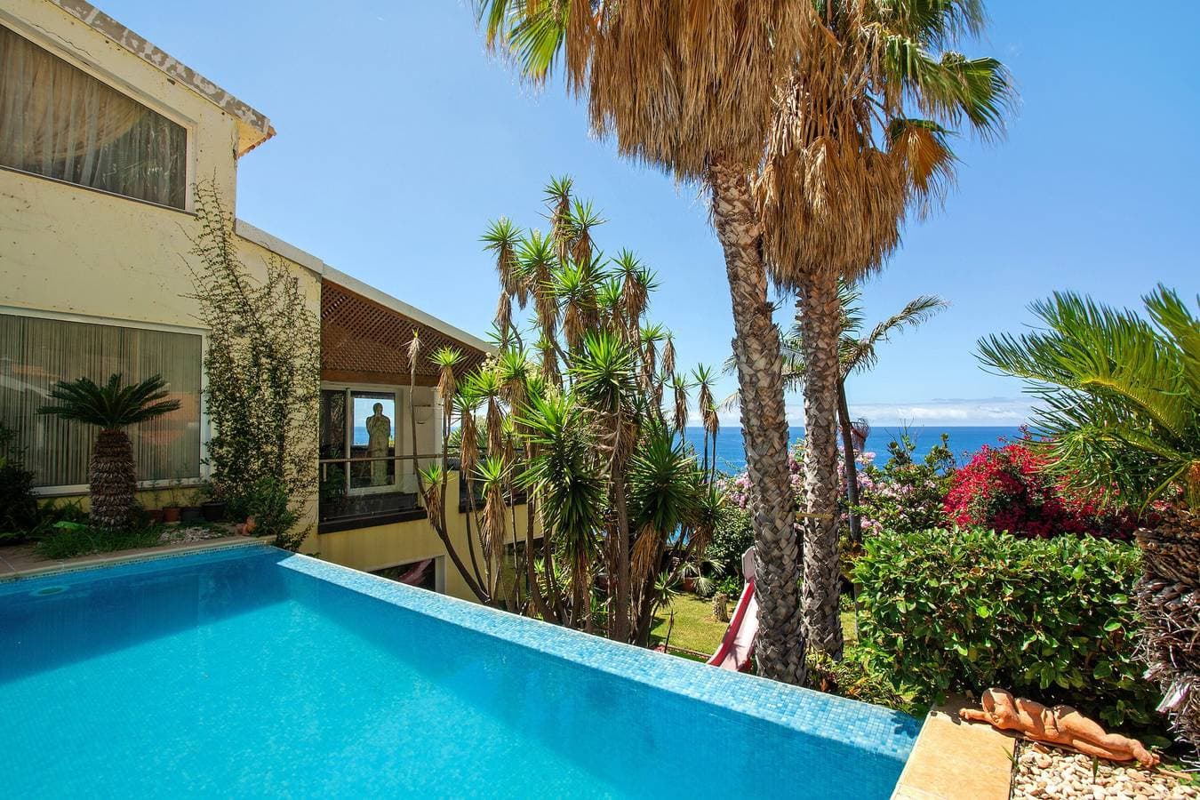 Foto 6 von 68: Suite Bela Vigia 1 mit Gemeinschaftspool, Garten und WLAN