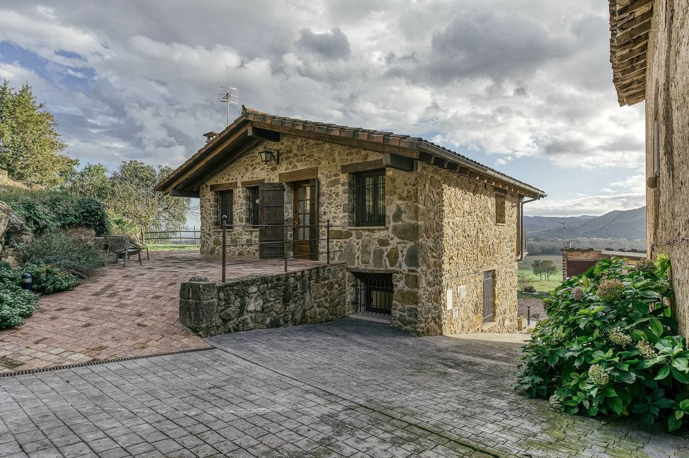 La Cabanya de la Rovira - Dalt 1