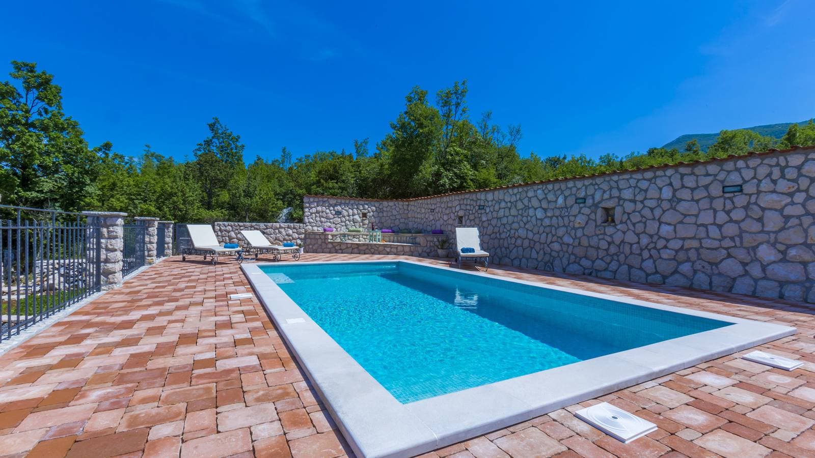 Foto 6 von 42: Rustic Villa Fragola with heated pool