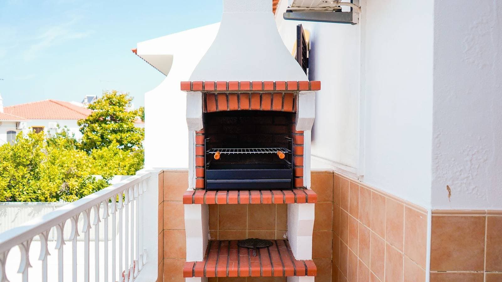 Foto 5 von 35: Ferienwohnung für 5 Personen mit Terrasse