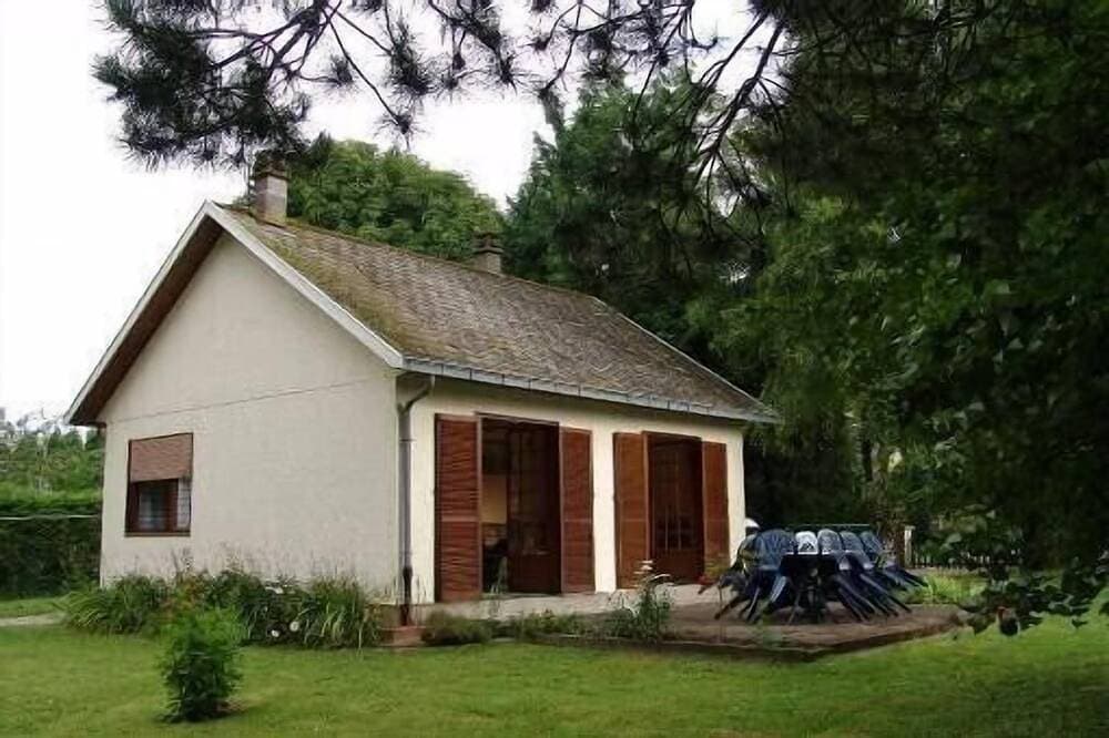 Foto 4 von 10: A single-story house in a quiet, rural hamlet. Pets allowed