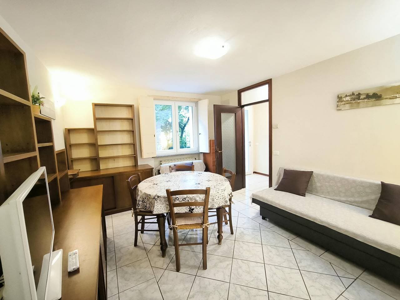 Foto 9 von 20: Ferienwohnung für 4 Personen mit Terrasse
